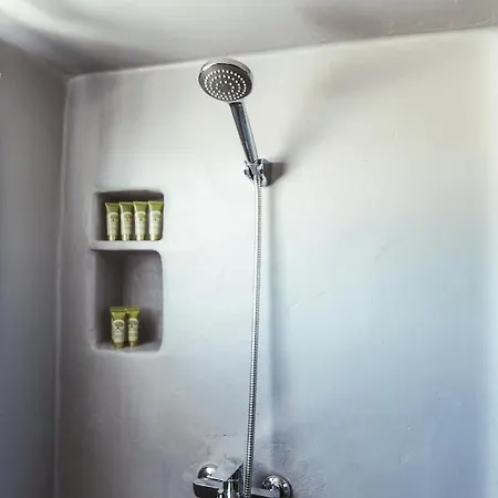 Central Local Living In Mykonos, Main Town Apartment *
