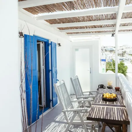 Central Local Living In Mykonos, Main Town Apartment